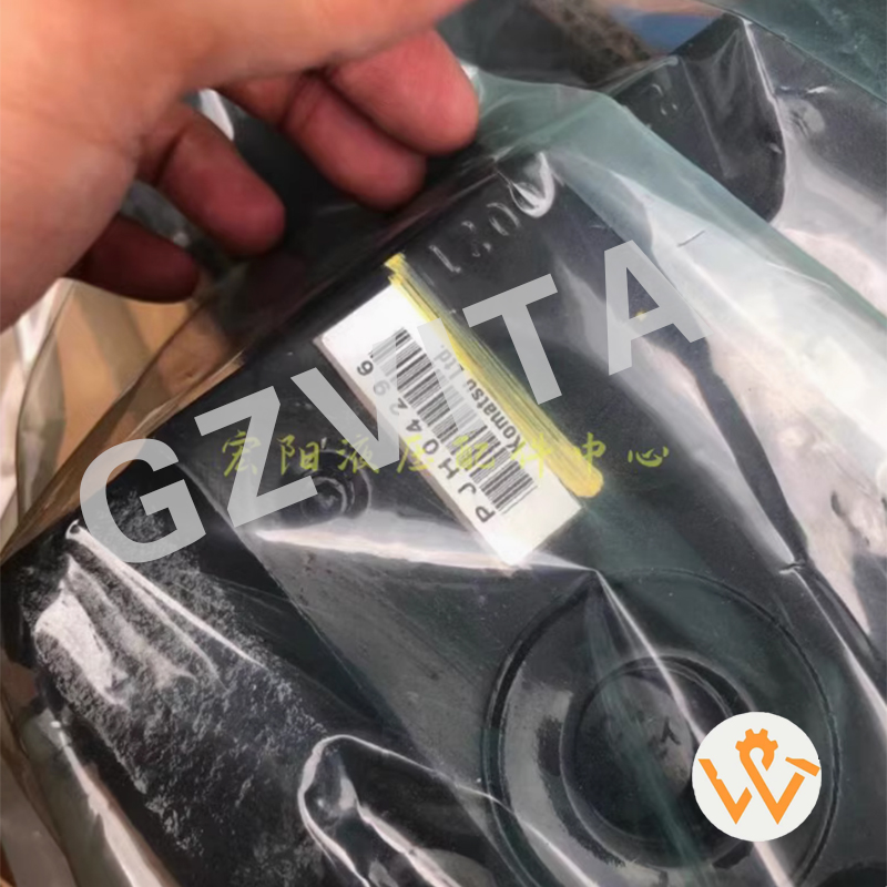 PC78US-6 708-3T-00151 Wheeled Excavator Hydraulic pump.jpg