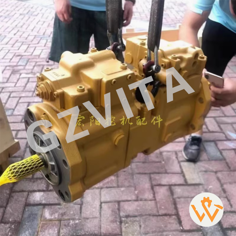 Hydraulic Main Pump 133-6766.jpg