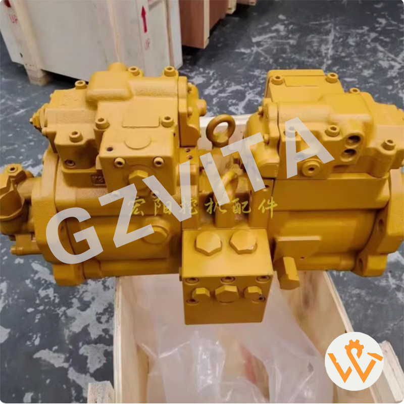 Hydraulic Main Pump 133-6766.jpg