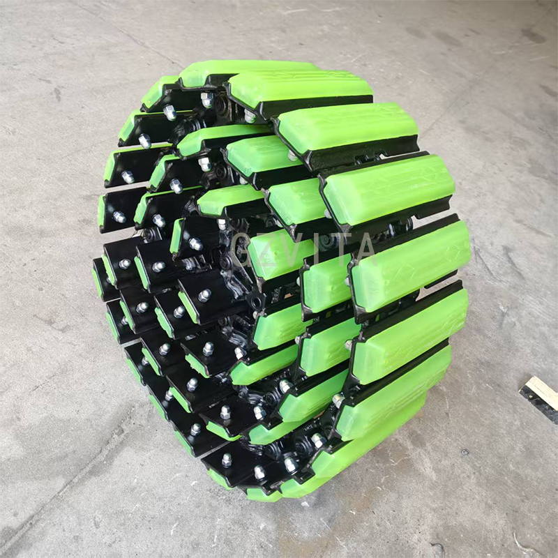 Track link with rubber pads (3).jpg