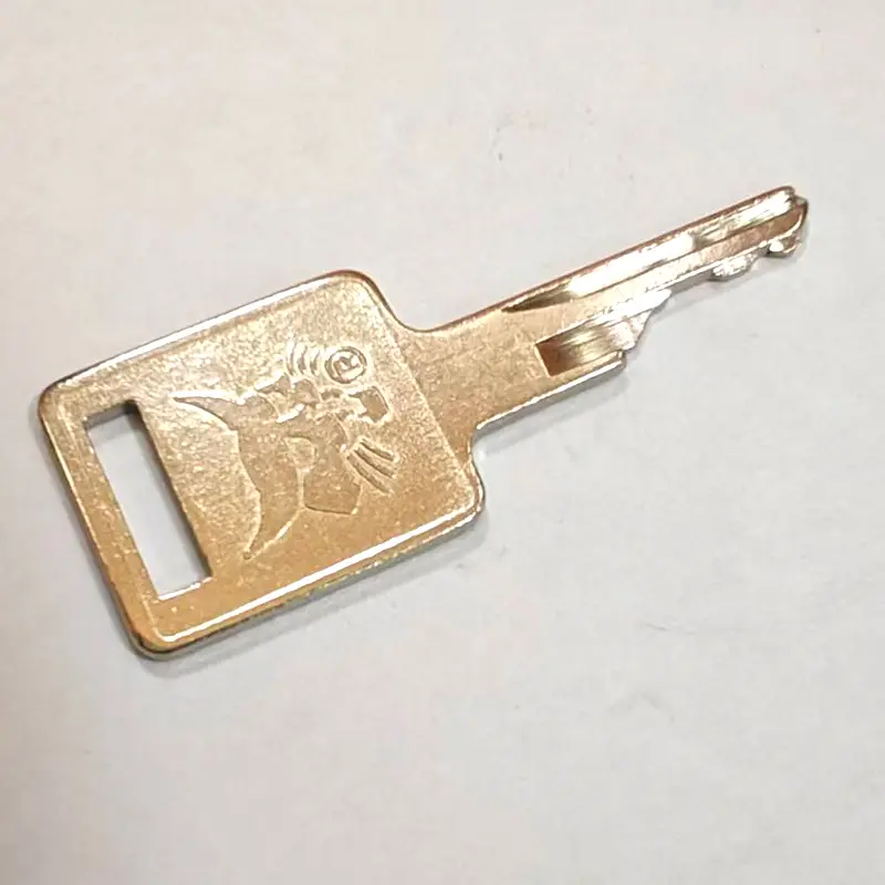 Bobcat Skid Loader Key S550 S185 Sweeper Key S331 S160 Excavator Key (3).jpg