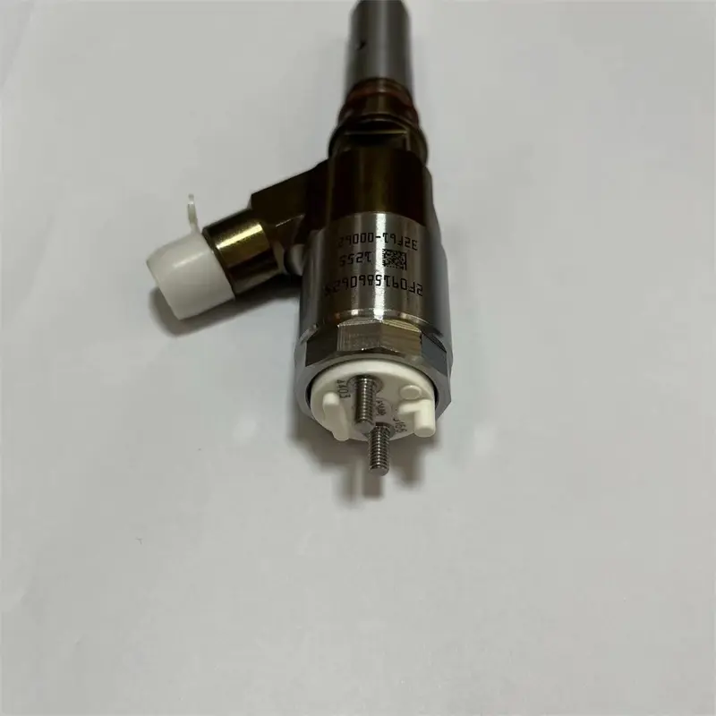 3264700 CAT320D Excavator Engine Model C6.4 Fuel I05.jpg