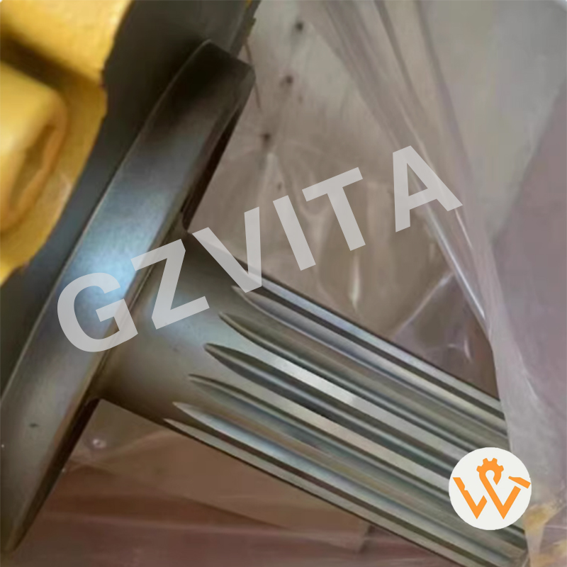 E374F E390F 576-3072 Hydraulic pump.jpg